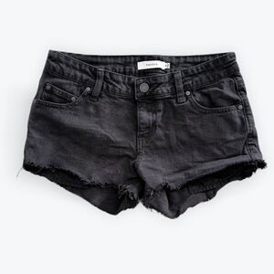 Aritzia  Talula Raw Edge Shorts in Black Size 26